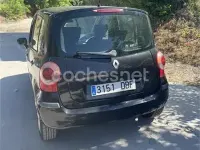 Usado Renault Modus Dynamique 80 CV (58 kW) 2004 Negro Monovolumen