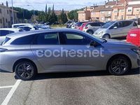 Usado Peugeot 308 130 CV (95 kW) 2022 Gris / plata Familiar