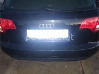 Usado Audi A4 140 CV (102 kW) 2007 Negro Familiar