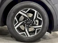 Usado Kia Sportage 136 CV (100 kW) 2023 Negro SUV