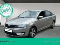 Usado Skoda Rapid Active 90 CV (66 kW) 2017 Marrón Utilitario