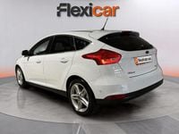 Usado Ford Focus 125 CV (91 kW) 2016 Blanco Berlina