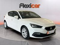 Usado Seat Leon Reference 116 CV (85 kW) 2022 Blanco Utilitario