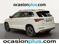 Usado Skoda Karoq SportLine 150 CV (110 kW) 2022 Blanco SUV
