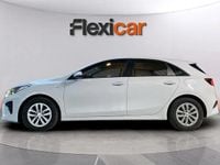 Käytetty Kia Ceed 120 HP (88 kW) 2020 Valkoinen Viistoperä