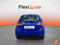 Usado Toyota Yaris Active 69 CV (50 kW) 2019 Azul Berlina