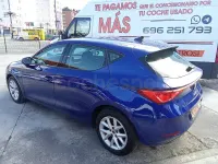 Usado Seat Leon Reference 90 CV (66 kW) 2021 Azul Berlina