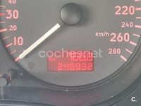 Usado Audi S3 210 CV (154 kW) 2002 Rojo Berlina