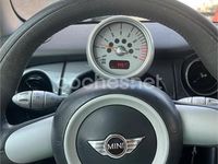 Usado Mini ONE 90 CV (66 kW) 2002 Gris / plata Utilitario