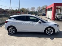 Begagnad Opel Astra Dynamic 110 HK (80 kW) 2018 Vit Sedan
