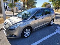 Usado Peugeot 5008 Family 112 CV (82 kW) 2011 Beige Monovolumen