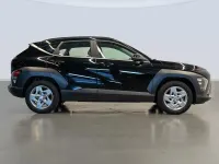 Usado Hyundai Kona 120 CV (88 kW) 2024 Negro SUV
