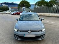 Usado VW Golf VIII Life 130 CV (95 kW) 2020 Gris / plata Berlina