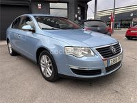 Usado VW Passat Trendline 140 CV (102 kW) 2007 Azul Berlina