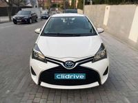 Usado Toyota Yaris Hybrid Active 75 CV (55 kW) 2014 Blanco Berlina