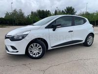 Usado Renault Clio IV Business 75 CV (55 kW) 2019 Blanco Berlina