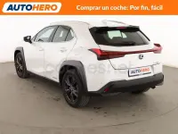 Usado Lexus UX Business Edition 184 CV (135 kW) 2020 Blanco SUV