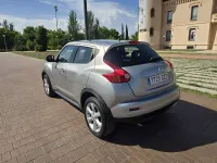 Usado Nissan Juke Premium Edition 117 CV (86 kW) 2011 Gris / plata SUV