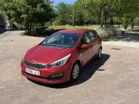 Usado Kia Ceed 90 CV (66 kW) 2016 Burdeos Utilitario