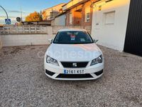 Usado Seat Leon Style 110 CV (80 kW) 2018 Blanco Berlina