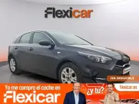Usado Kia Ceed 136 CV (100 kW) 2023 Gris Utilitario