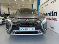 Usado Mitsubishi Outlander P-HEV 224 CV (164 kW) 2020 Gris / plata SUV