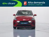 Usado Hyundai i10 67 CV (49 kW) 2024 Rojo Utilitario