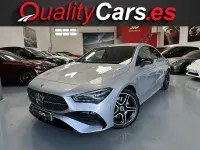 Usado Mercedes CLA200 163 CV (119 kW) 2025 Gris / plata Berlina