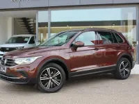 Usado VW Tiguan Life 150 CV (110 kW) 2022 Marrón SUV
