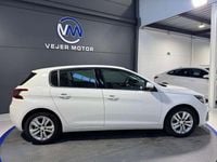 Begagnad Peugeot 308 SW Active 99 HK (72 kW) 2020 Vit Kombi