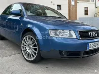 Usado Audi A4 115 CV (84 kW) 2001 Azul Berlina