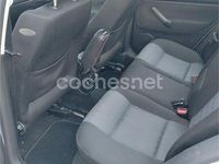 Usado VW Bora Trendline 110 CV (80 kW) 2000 Gris / plata Berlina