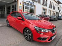 Usado Renault Mégane IV Zen 110 CV (80 kW) 2017 Rojo Utilitario