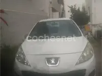 Usado Peugeot 207 Business-Line 70 CV (51 kW) 2010 Blanco Berlina