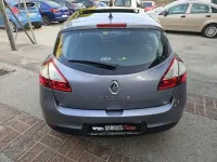 Usado Renault Mégane III Dynamique 131 CV (96 kW) 2008 Gris Utilitario