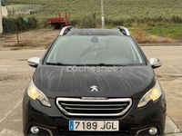 Usado Peugeot 2008 Allure 120 CV (88 kW) 2015 Negro SUV