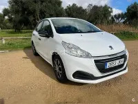 Usado Peugeot 208 Access 68 CV (50 kW) 2015 Blanco Utilitario