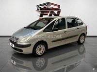 Usado Citroën Xsara Picasso Exclusive 95 CV (69 kW) 2006 Gris / plata Monovolumen