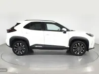 Usado Toyota Yaris Cross Active 130 CV (95 kW) 2025 Blanco SUV