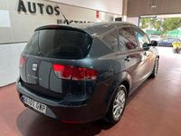 Usado Seat Altea XL Style 105 CV (77 kW) 2010 Gris / plata Monovolumen