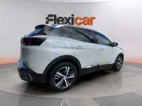 Usado Peugeot 3008 Allure 131 CV (96 kW) 2017 Blanco SUV