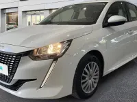 Usado Peugeot 208 Active 102 CV (75 kW) 2022 Blanco Utilitario