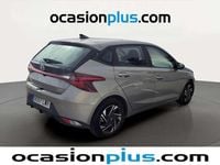 Usado Hyundai i20 101 CV (74 kW) 2022 Gris Utilitario