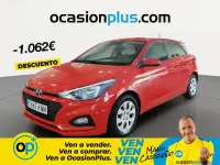 Usado Hyundai i20 75 CV (55 kW) 2018 Rojo
