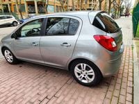 Usado Opel Corsa 90 CV (66 kW) 2010 Gris / plata Utilitario