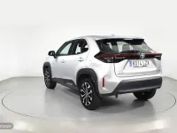 Usado Toyota Yaris Cross Active 116 CV (85 kW) 2022 Gris SUV