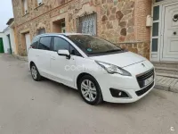 Usado Peugeot 5008 Style 120 CV (88 kW) 2015 Blanco Monovolumen