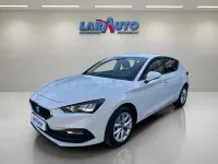 Usado Seat Leon Reference 150 CV (110 kW) 2021 Blanco Berlina