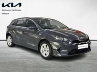 Usado Kia Ceed 120 CV (88 kW) 2023 Negro Utilitario