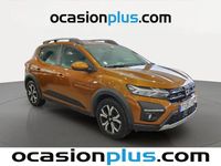Usado Dacia Sandero Comfort 91 CV (66 kW) 2022 Naranja Utilitario